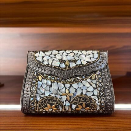 Kohinoor Shard Clutch