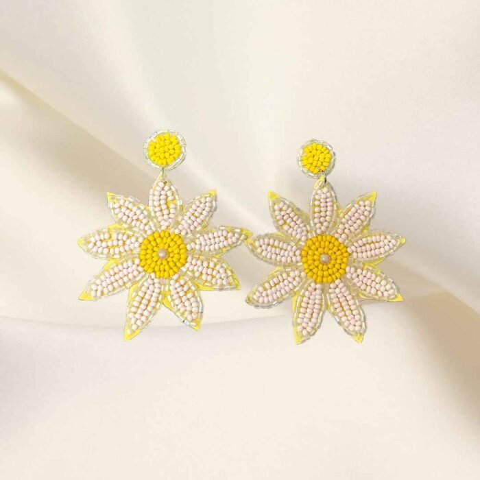 Daisy Drop Earrings - Image 1